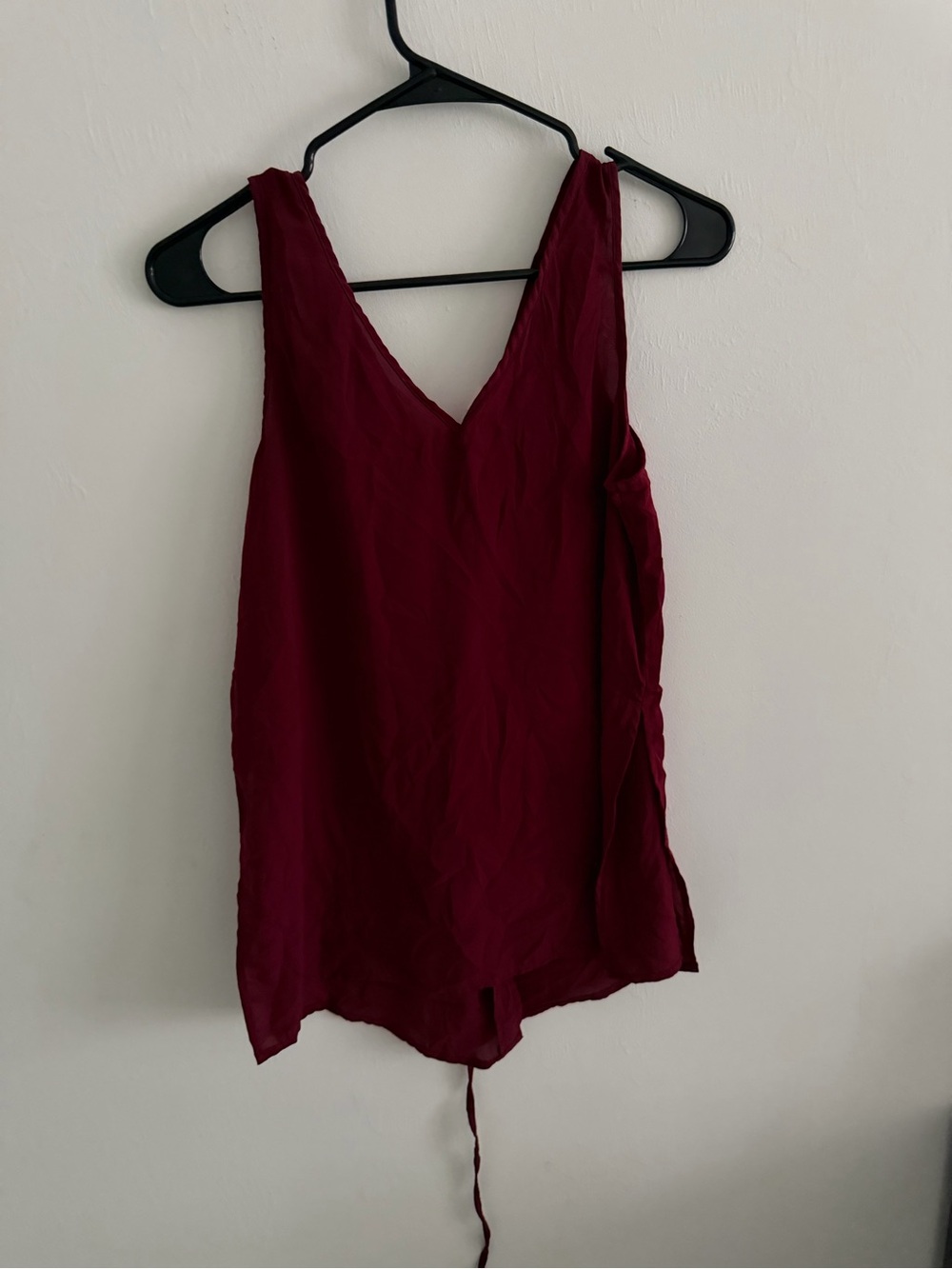 Japna Burgundy V-Neck Sleeveless Camisole